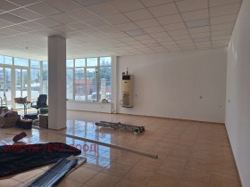 Офис Възраждане 1, Варна