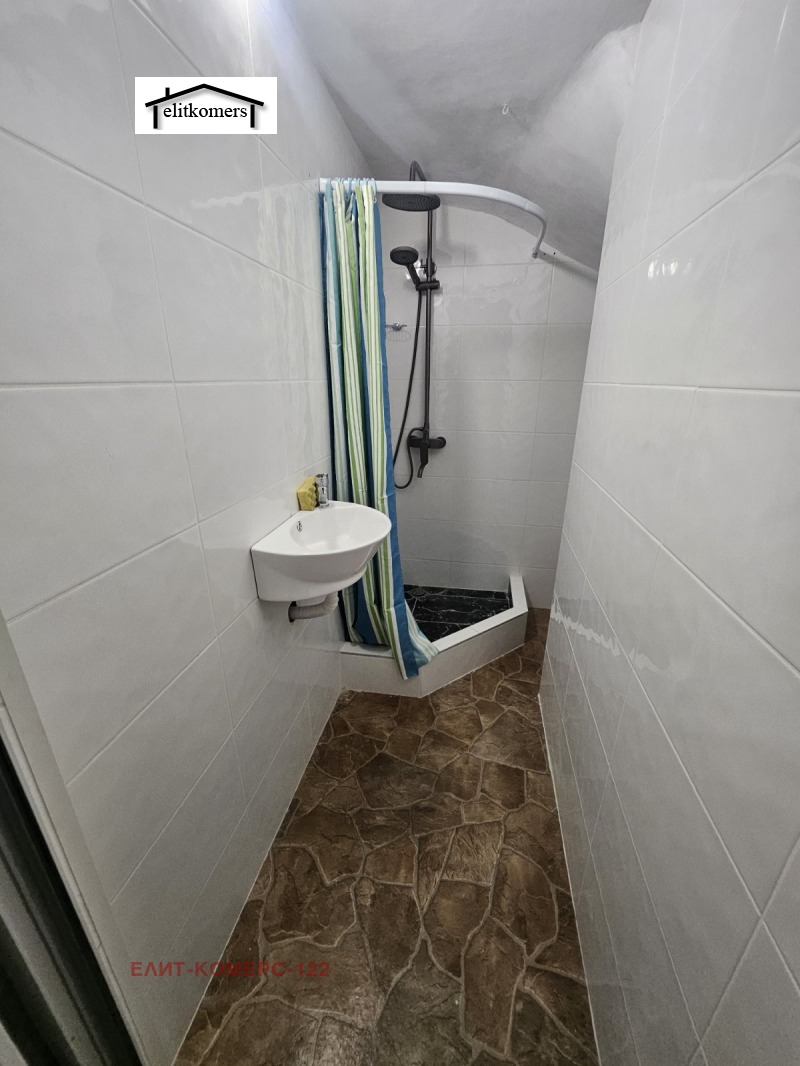 Kiadó  Stúdió Sofia , Bankja , 20 négyzetméter | 46385592 - kép [4]