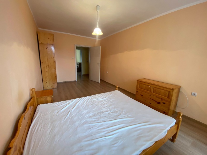 Zu vermieten  1 Schlafzimmer Ruse , Zentar , 72 qm | 24648537 - Bild [10]