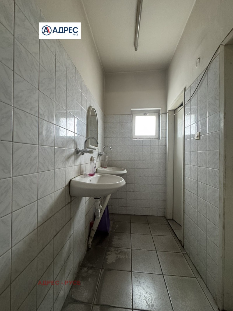 Дава под наем ПРОМ. ПОМЕЩЕНИЕ, гр. Русе, Широк център, снимка 4 - Производствени сгради - 52850184