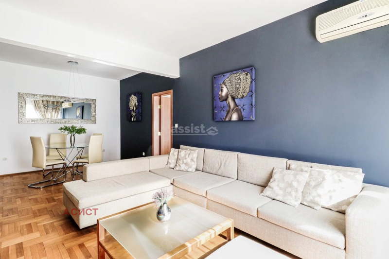 Дава под нем  2-стаен, град София, Център •  800 EUR • ID 64929246 — holmes.bg - [1] 