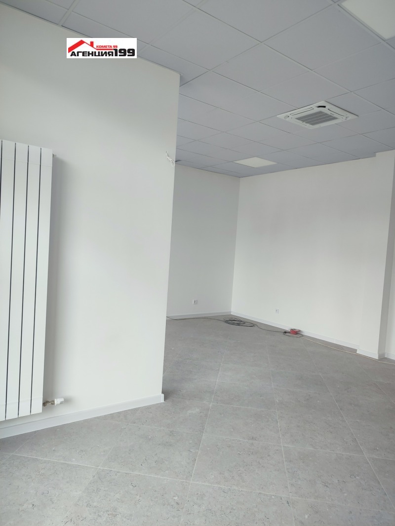 Te huur  Winkel Sofia , Ljulin 3 , 60 m² | 83817358 - afbeelding [6]