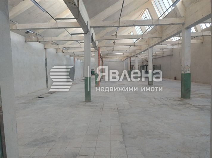 Дава под наем ПРОМ. ПОМЕЩЕНИЕ, гр. София, с. Световрачене, снимка 4 - Производствени сгради - 55535085