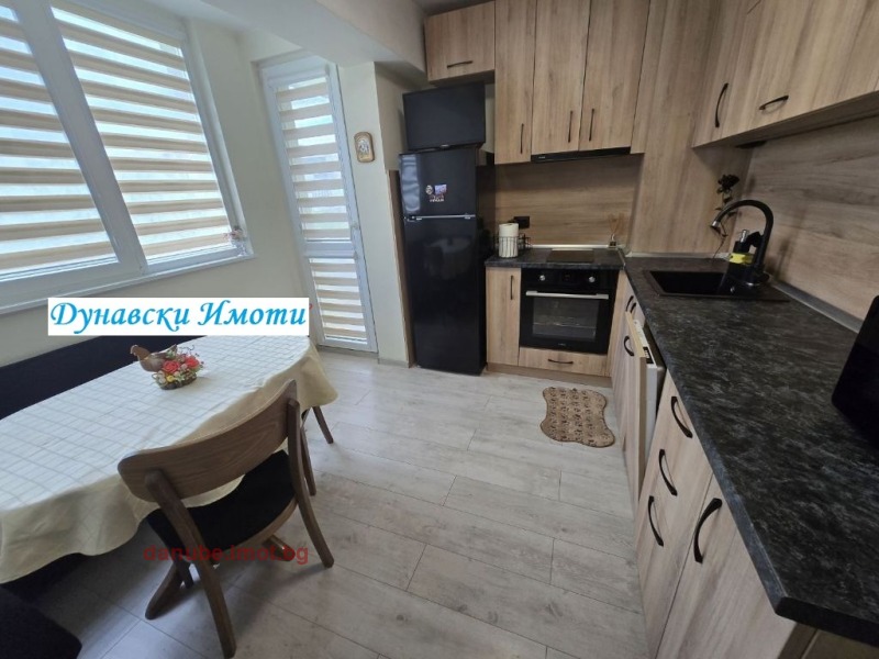Da affittare  1 camera da letto Ruse , Zdravets Iztok , 64 mq | 52355643