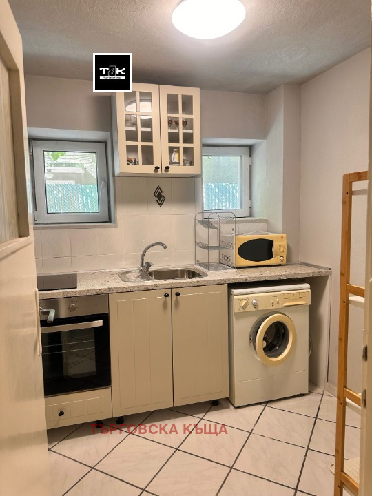 Дава под наем 2-СТАЕН, гр. Пловдив, Христо Смирненски, снимка 10 - Апартаменти - 54103066