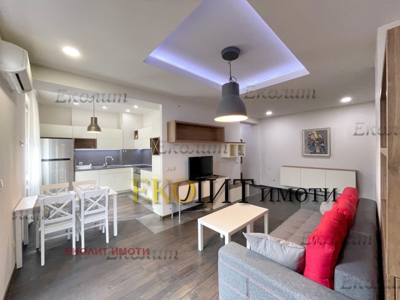 Под наем 3-СТАЕН, град София, Център • 700 € / 1369.08 лв. • 51186156 1