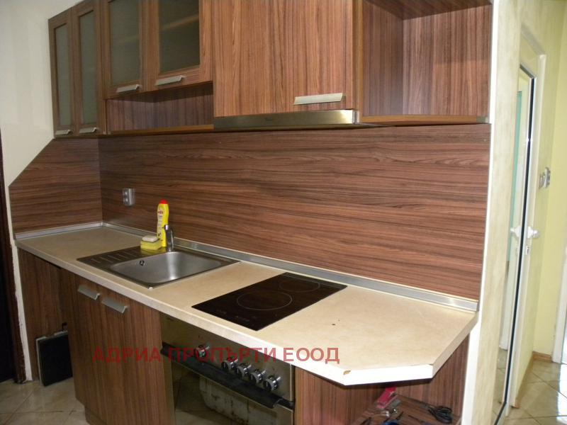 Til leie  1 soverom Sofia , Slatina , 66 kvm | 72349160 - bilde [3]