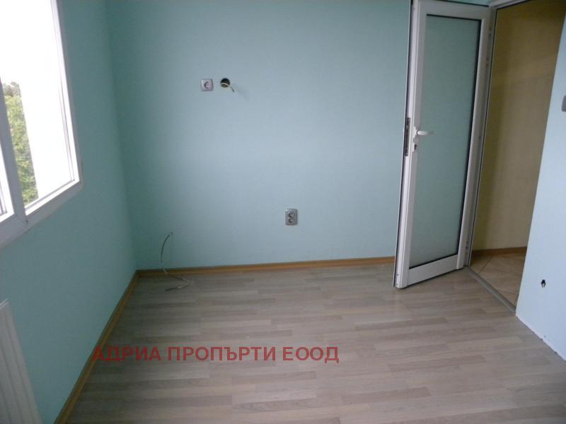 Til leie  1 soverom Sofia , Slatina , 66 kvm | 72349160 - bilde [6]