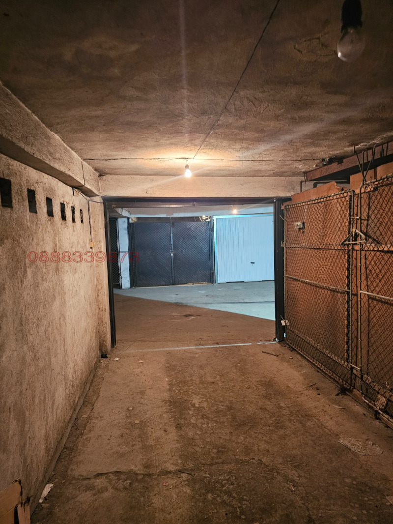 Zu vermieten  Garage Sofia , Iztok , 16 qm | 50821649 - Bild [6]