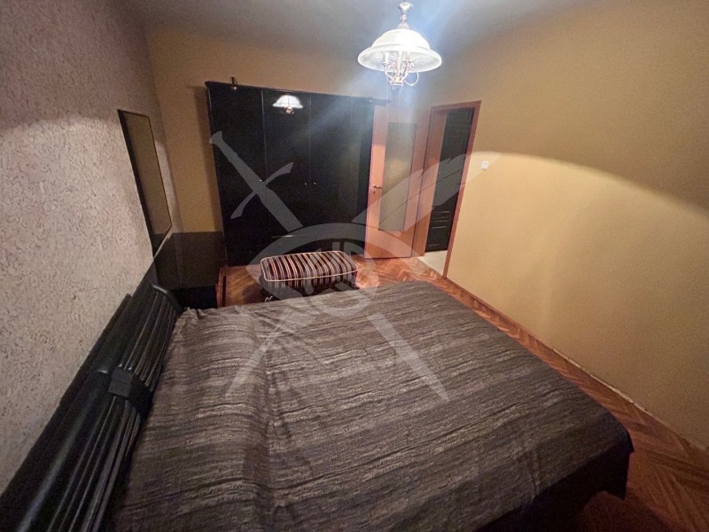 Дава под Наем 4-СТАЕН в град София, Медицинска академия - 140 кв.м / 1 100 € » 2 151.41 лв., ЕКС НВД ООД