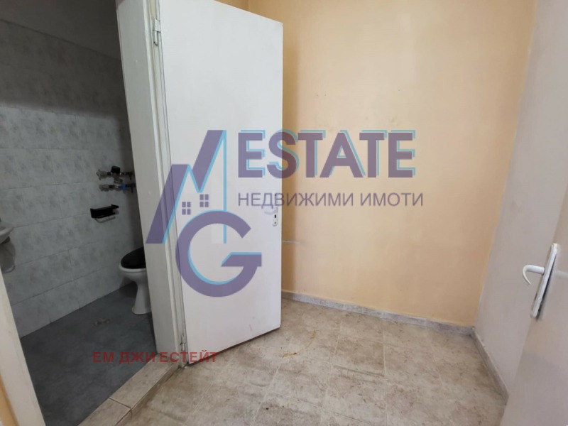 Kiadó  Üzlet Sofia , Centar , 30 négyzetméter | 77795250 - kép [2]