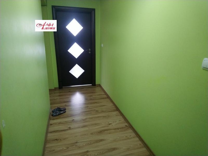 Издаје се  1 спаваћа соба Шумен , Центар , 68 м2 | 94172233 - слика [11]