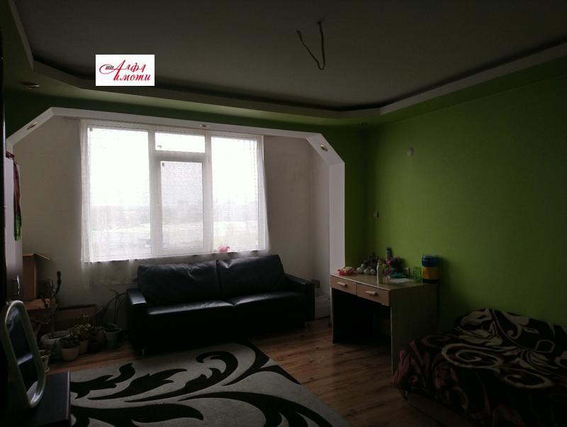 Издаје се  1 спаваћа соба Шумен , Центар , 68 м2 | 94172233 - слика [2]