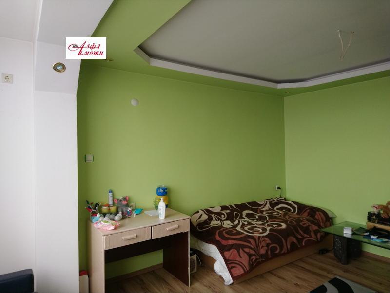 Издаје се  1 спаваћа соба Шумен , Центар , 68 м2 | 94172233 - слика [3]