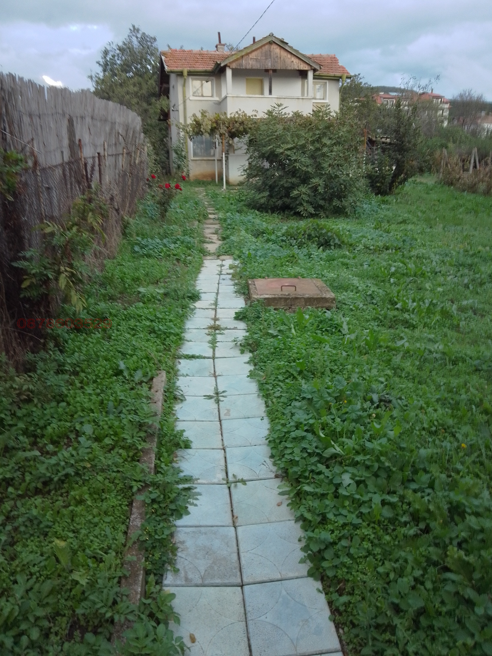 Дава под наем КЪЩА, с. Кошарица, област Бургас, снимка 2 - Къщи - 54393799