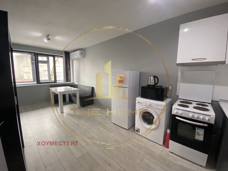 Para alugar  1 quarto Varna , Kolhozen pazar , 70 m² | 10036036