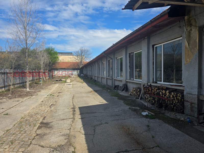 Дава под Наем СКЛАД в област Пловдив, гр. Първомай - 100 кв.м / 200 € » 391.17 лв.