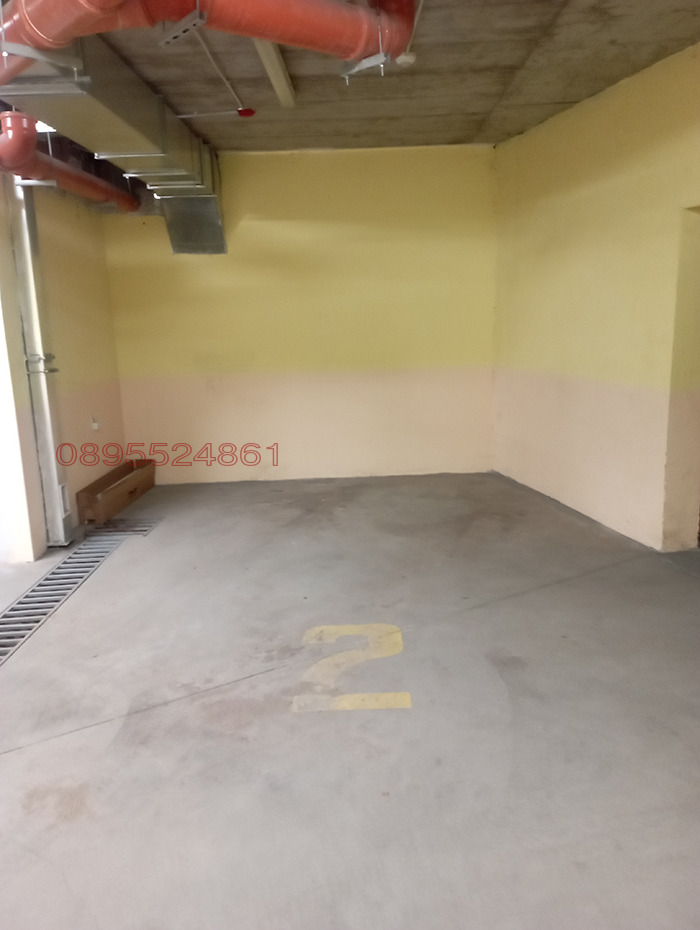 Дава под наем ГАРАЖ, ПАРКОМЯСТО, гр. София, Сухата река, снимка 3 - Гаражи и паркоместа - 54032602