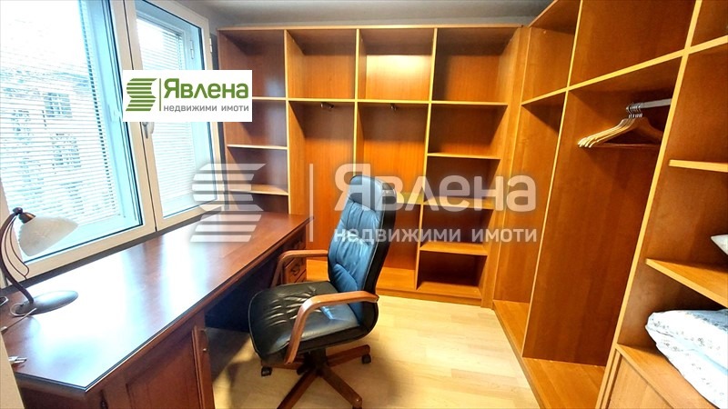 K pronájmu  3 ložnice Sofia , Centar , 120 m2 | 70211653 - obraz [6]