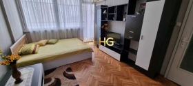 1 chambre Sportna zala, Varna 4