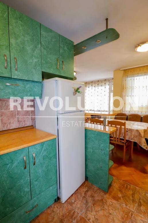 K pronájmu  2 ložnice Varna , Centar , 100 m2 | 87084328 - obraz [2]