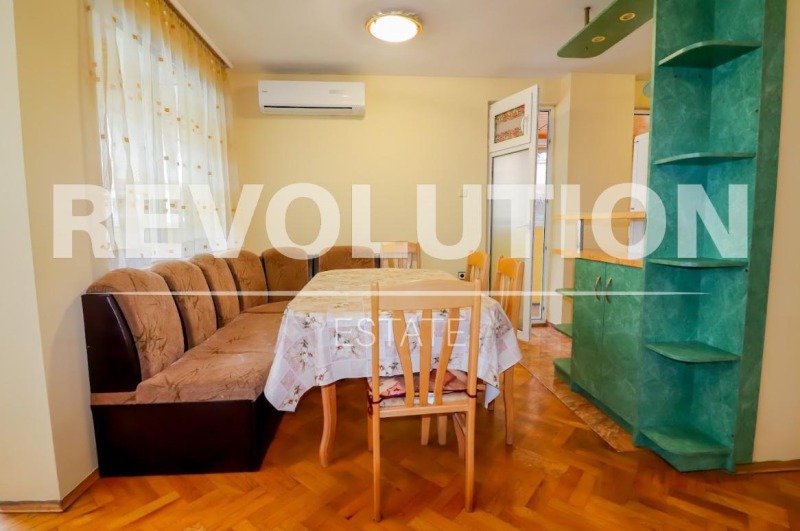 K pronájmu  2 ložnice Varna , Centar , 100 m2 | 87084328