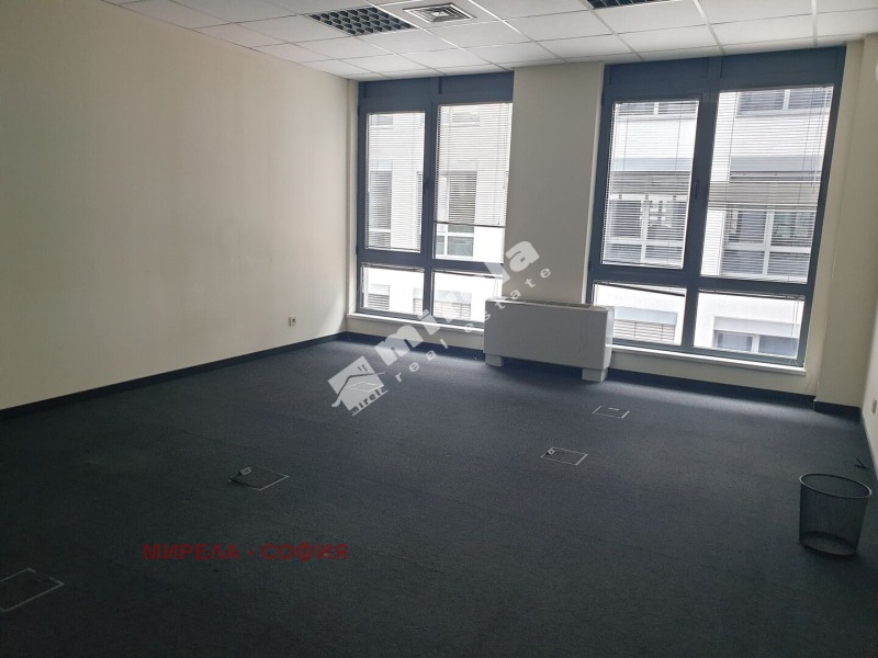 A louer  Bureau Sofia , Mladost 4 , 540 m² | 77026704 - image [6]