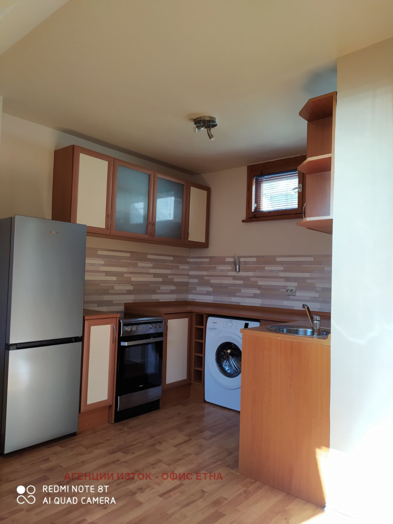Do wynajęcia  Strych Sofia , Mladost 1 , 40 mkw | 78229960