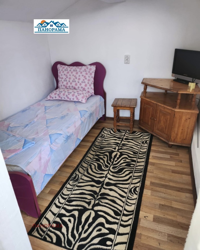 Издаје се  Кућа Пловдив , Каршијака , 60 м2 | 45191364 - слика [4]