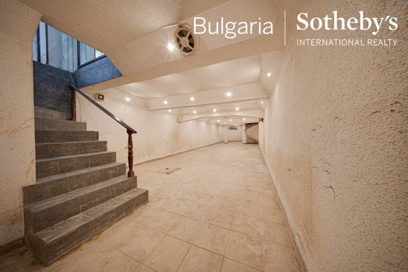 For Rent  Shop Sofia , Tsentar , 398 sq.m | 57377536 - image [3]