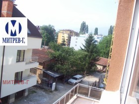 2 camere da letto Vitosha, Sofia 13