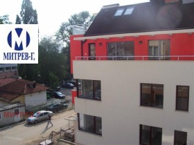 2 camere da letto Vitosha, Sofia 12
