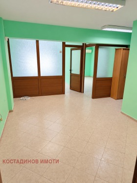 ОФИС, 65 m2