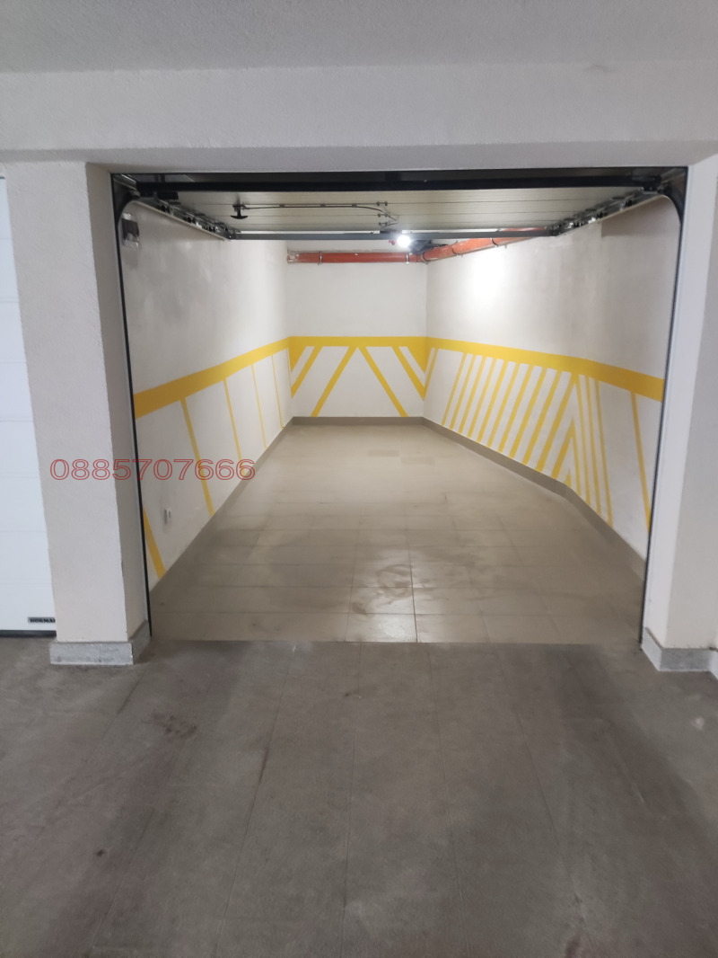 Til leje  Garage Sofia , Reduta , 17 kvm | 90558074 - billede [4]