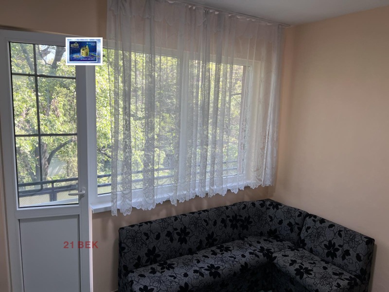De inchiriat  1 dormitor Plovdiv , Țentâr , 60 mp | 14412216 - imagine [4]