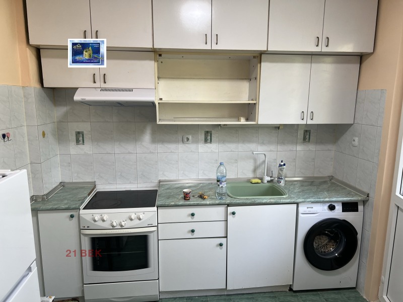 De inchiriat  1 dormitor Plovdiv , Țentâr , 60 mp | 14412216