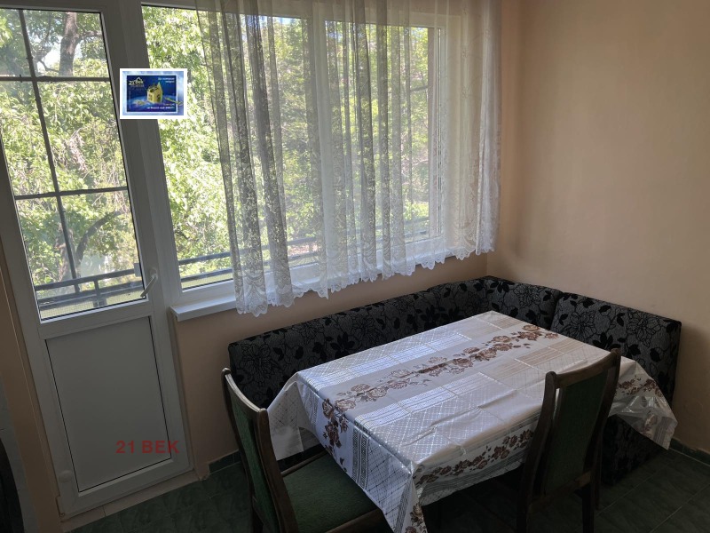 De inchiriat  1 dormitor Plovdiv , Țentâr , 60 mp | 14412216 - imagine [3]