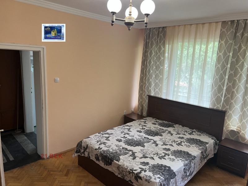 De inchiriat  1 dormitor Plovdiv , Țentâr , 60 mp | 14412216 - imagine [6]