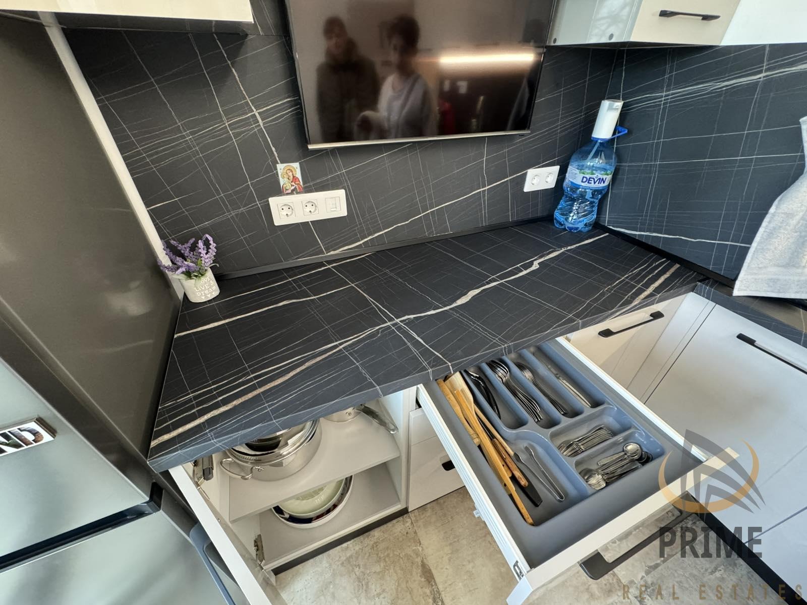 Дава под наем 2-СТАЕН, гр. Бургас, Изгрев, снимка 5 - Апартаменти - 54325608