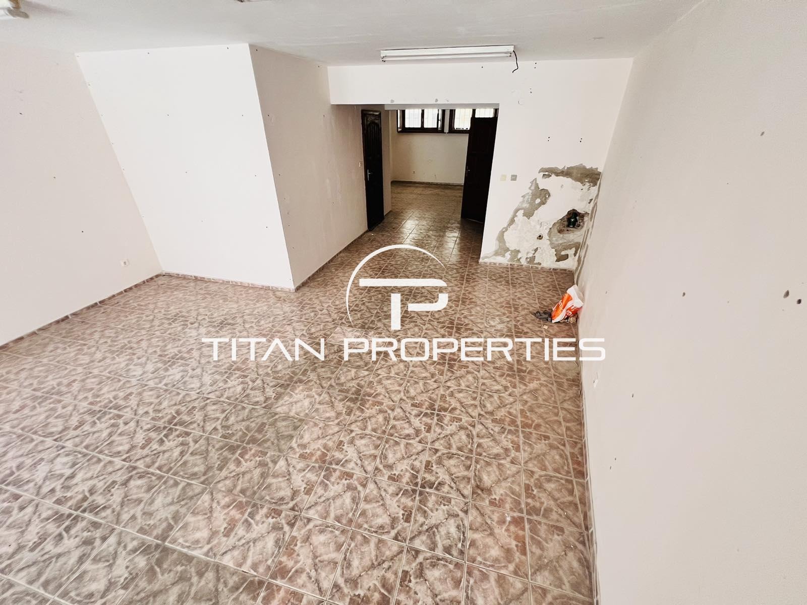 Дава под наем МАГАЗИН, гр. Бургас, Център, снимка 6 - Магазини - 53228609