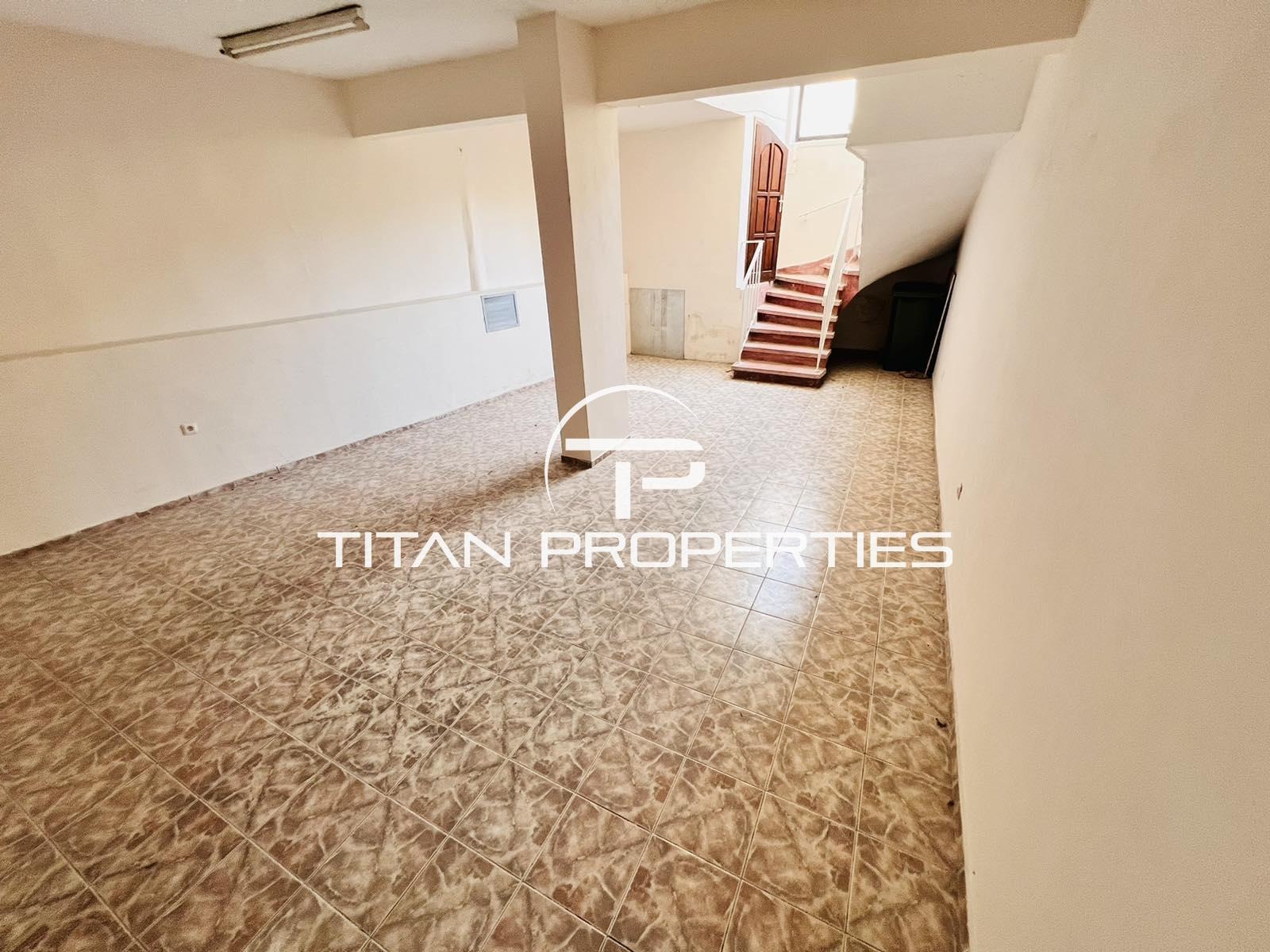 Дава под наем МАГАЗИН, гр. Бургас, Център