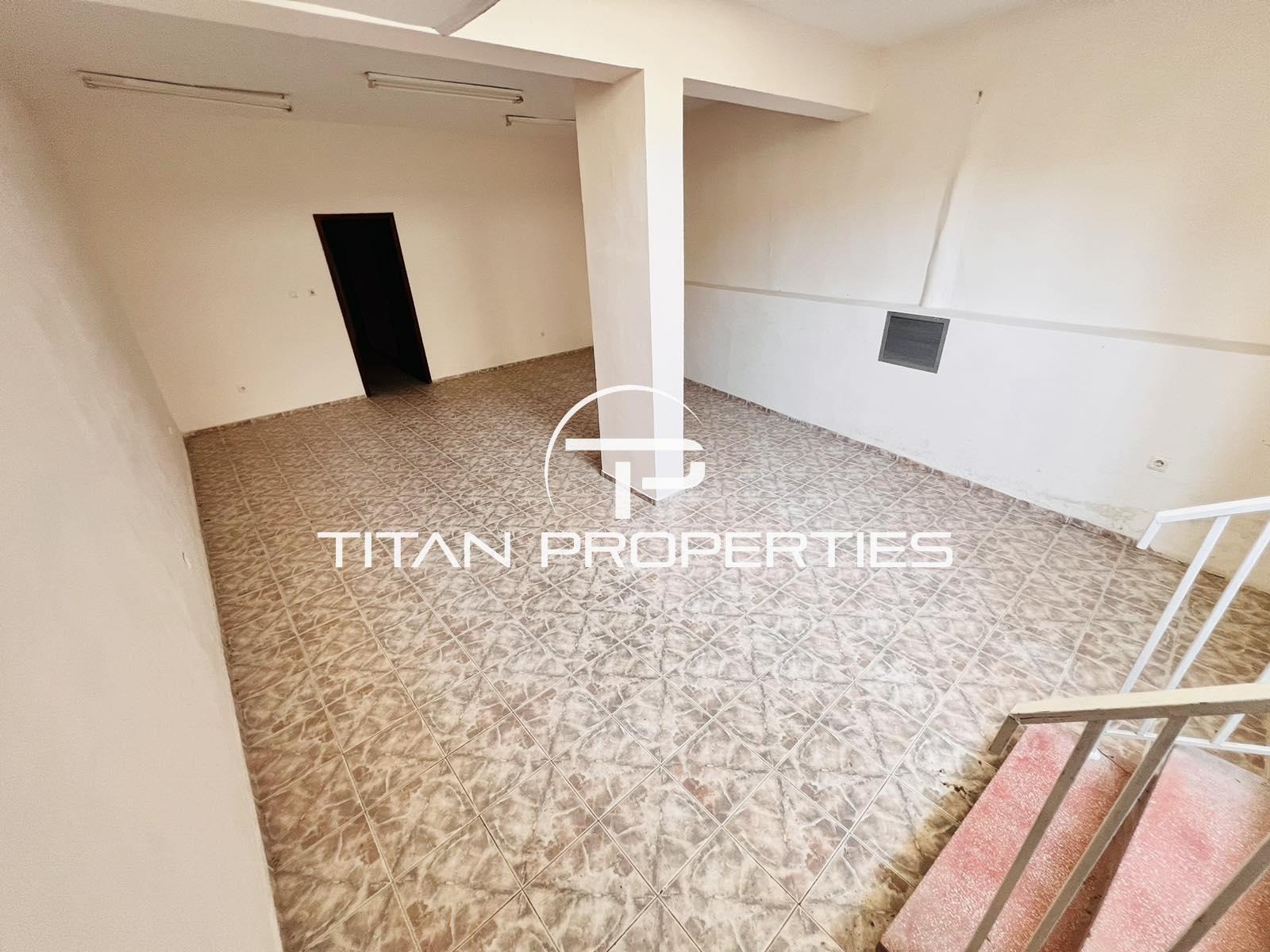 Дава под наем МАГАЗИН, гр. Бургас, Център, снимка 2 - Магазини - 53228609