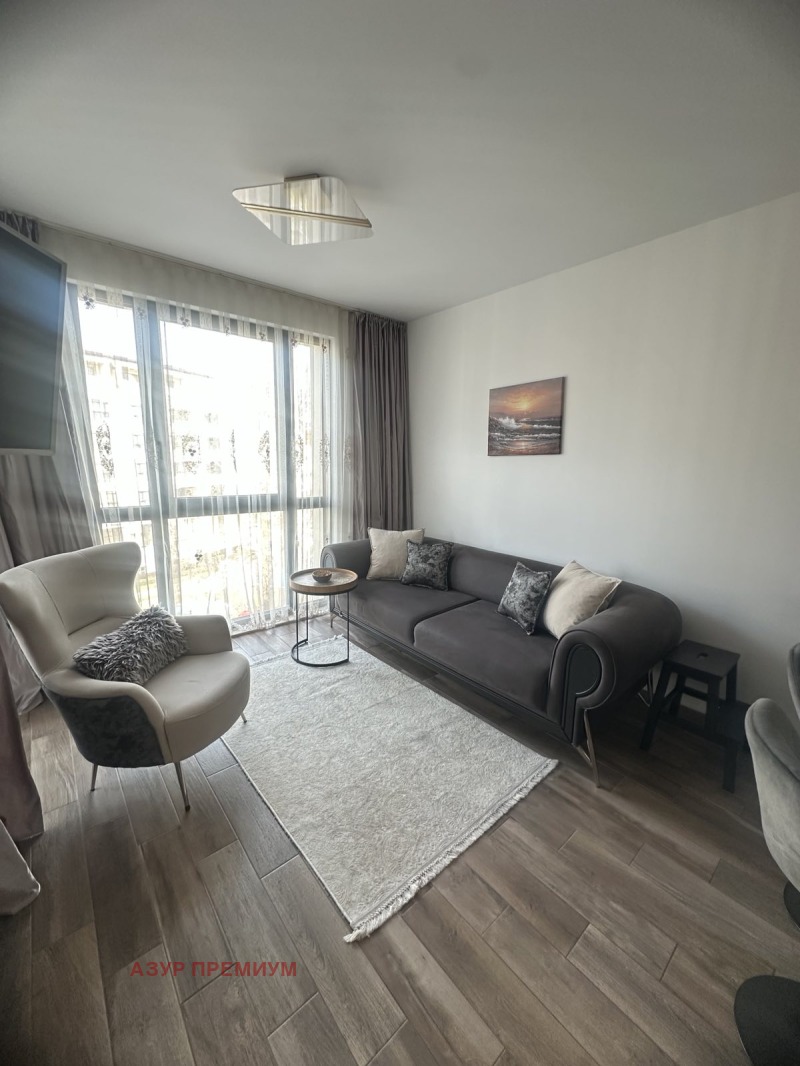 Te huur  Studio Varna , k.k. Sv.Sv. Konstantin i Elena , 45 m² | 96263038