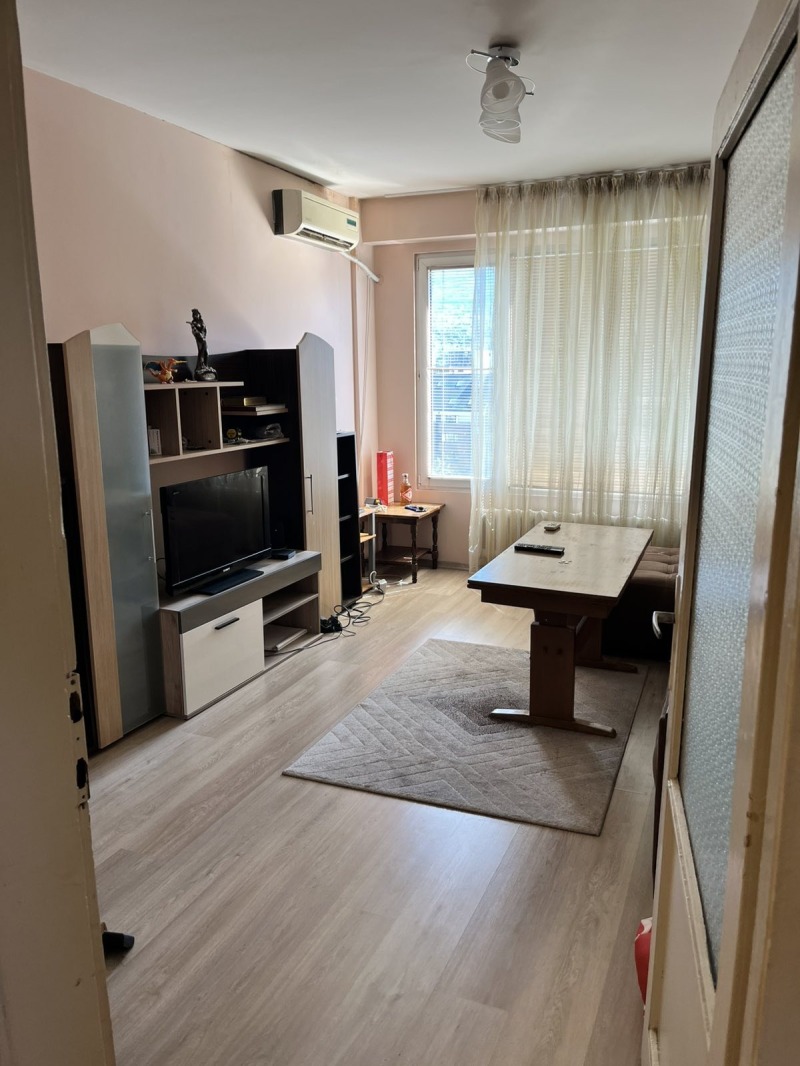 Zu vermieten  2 Schlafzimmer Sofia , Goze Deltschew , 89 qm | 97590896 - Bild [2]