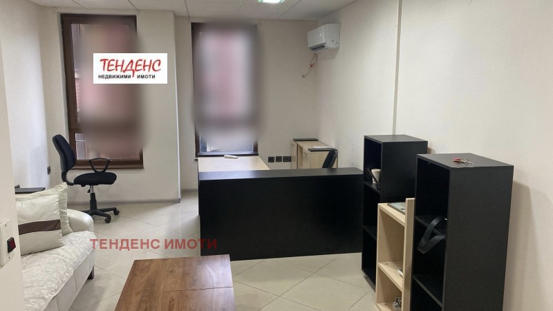 Дава под наем ОФИС, гр. Кърджали, Център, снимка 4 - Офиси - 52360804