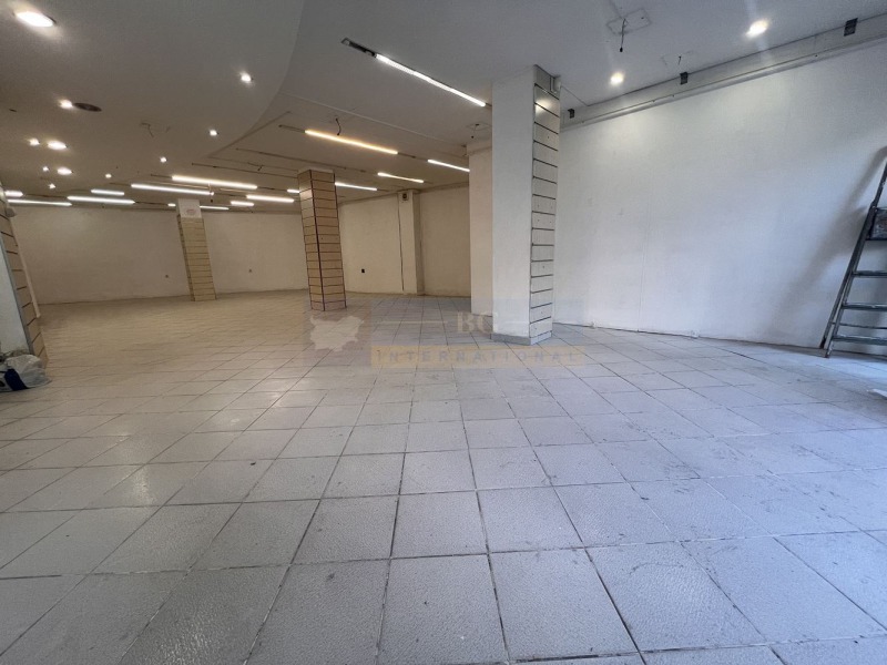 Til leje  Butik Burgas , Tsentar , 150 kvm | 66324447 - billede [3]