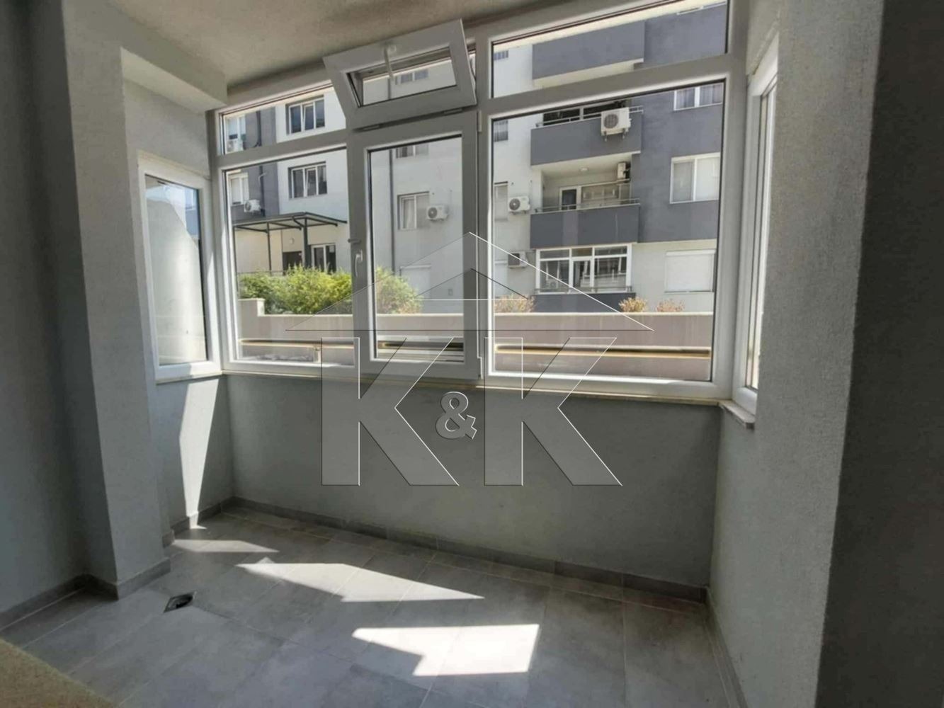 ���� ��� ���� 2-����� | Imot.bg � ����������� 12