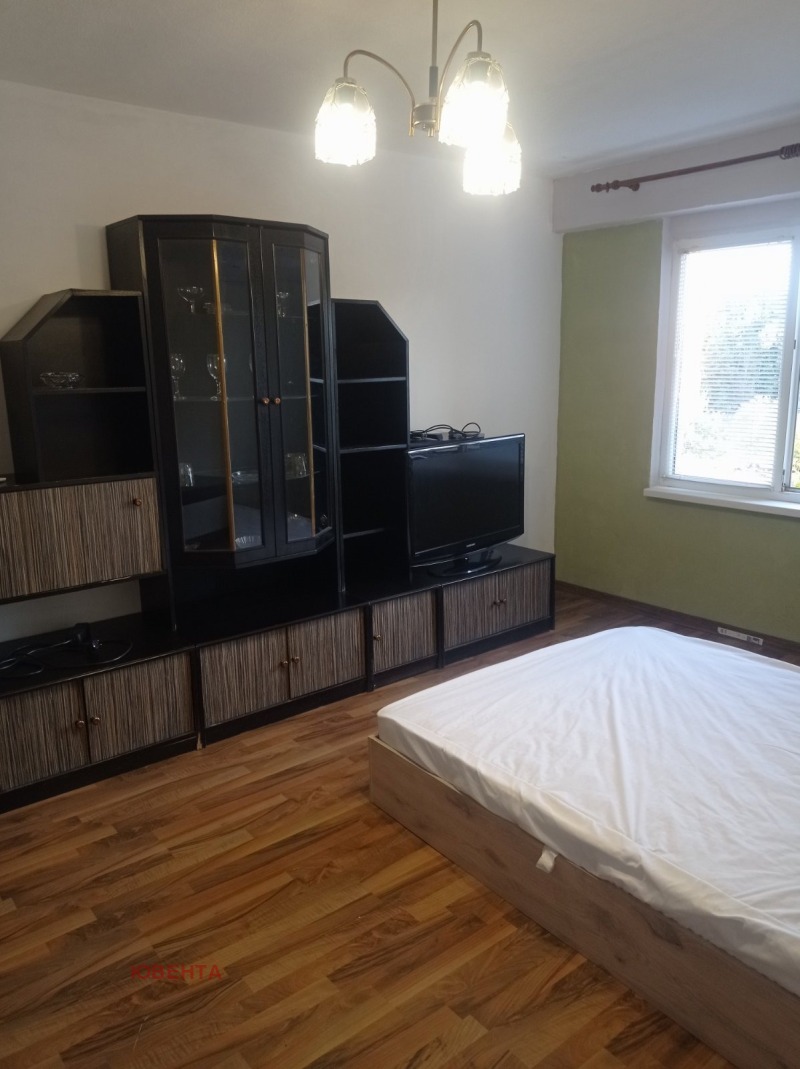 Da affittare  Studio Ruse , Charodejka - Iug , 42 mq | 81256332 - Immagine [6]