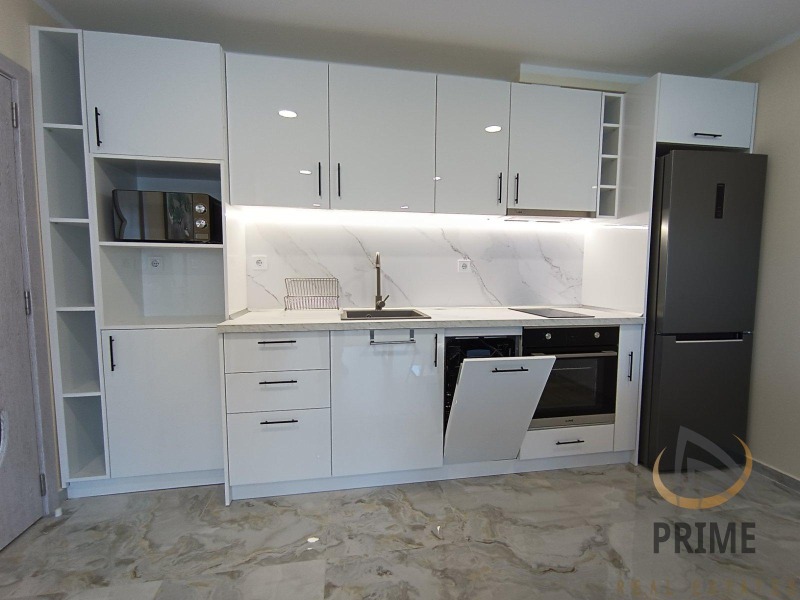 Дава под наем 2-СТАЕН, гр. Бургас, Славейков, снимка 2 - Апартаменти - 52621634