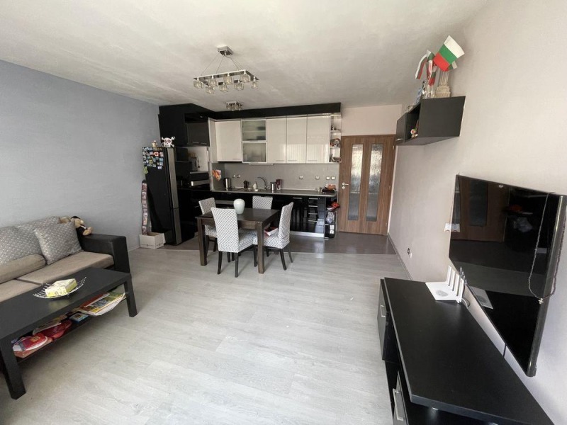A louer  2 chambres Sofia , Iztok , 92 m² | 48198633 - image [3]